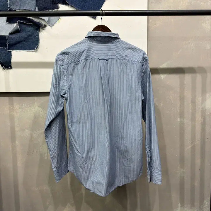 [BUNJANG] Hazzys Casual Embroidered Stripe Shirt / (100) 헤지스 캐주얼 자수 스트라이프 셔츠 남방