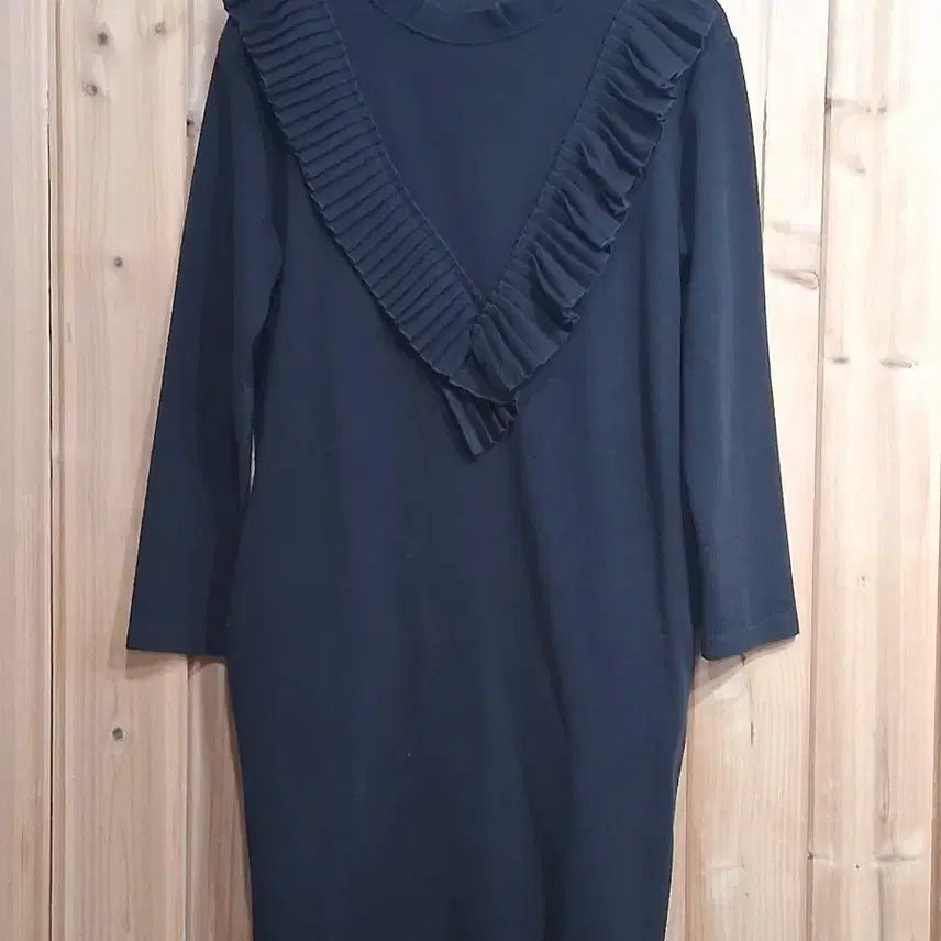 [BUNJANG] Black Frill Long Sleeve Dress / 검정색 프릴 장식 긴팔 원피스(프리사이즈)
