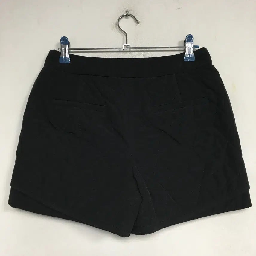 [BUNJANG] Renny Ron Quilted Padded Shorts 26 / 레니본 퀼팅 패딩 반바지 26