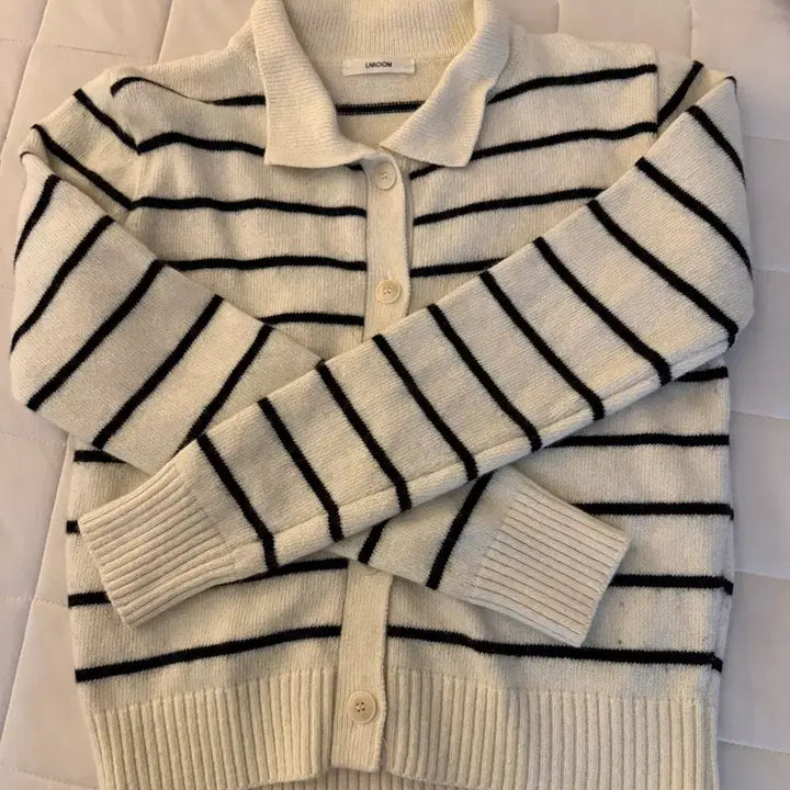 [BUNJANG] LAROOM Stripe Cardigan / 라룸 LAROOM  스트라이프 가디건