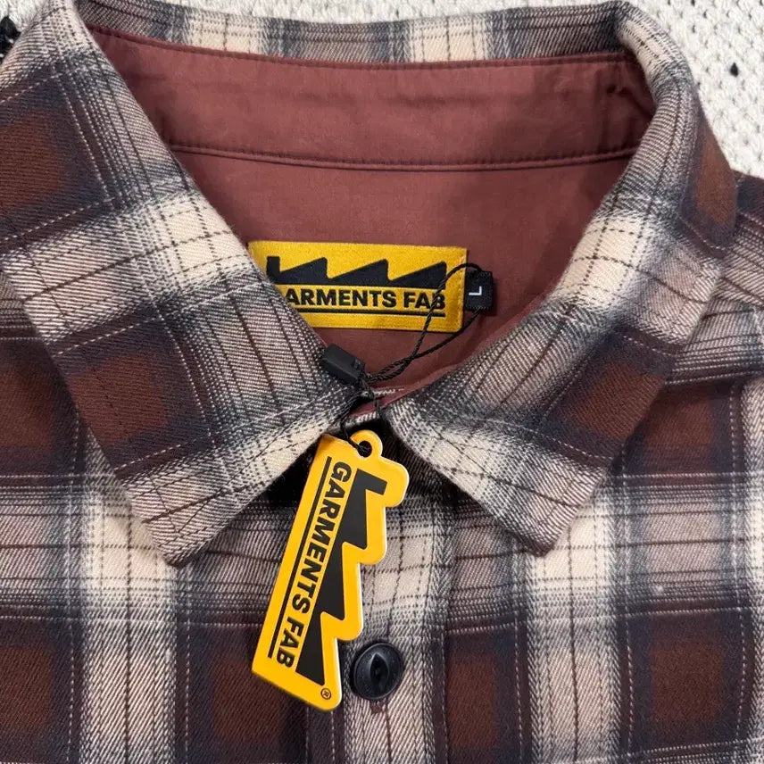 [BUNJANG] Garments Fab Clover Check Shirt - Brown / [새제품/L] 가먼츠팹 클로버 체크 셔츠 - 브라운