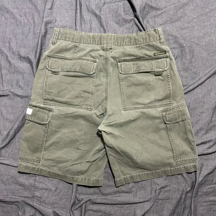 [BUNJANG] Quicksilver Cargo Shorts Size 31 / Quicksilver Cargo Shorts Sz 31