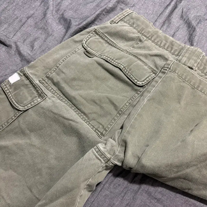 [BUNJANG] Quicksilver Cargo Shorts Size 31 / Quicksilver Cargo Shorts Sz 31