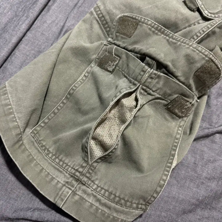 [BUNJANG] Quicksilver Cargo Shorts Size 31 / Quicksilver Cargo Shorts Sz 31