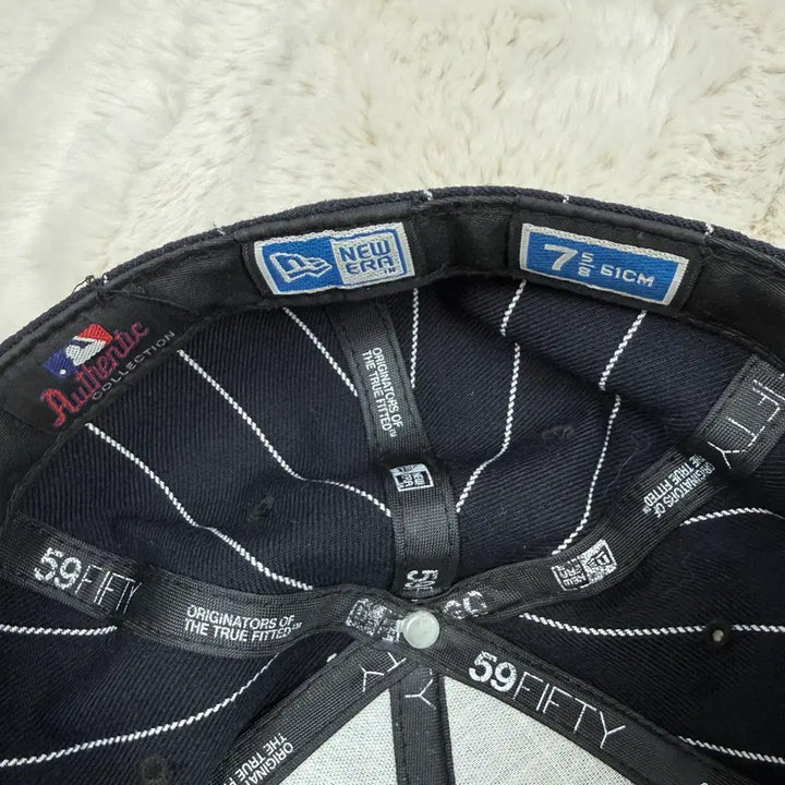 [BUNJANG] New Era New York Yankees Pinstripe Cap Navy / 56cm) 뉴에라 뉴욕양키스 핀스트라이프 캡 네이비