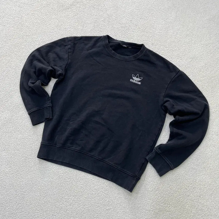 [BUNJANG] Adidas Small Logo Long Sleeve Sweatshirt / M 아디다스 스몰로고 긴팔 맨투맨 0323M