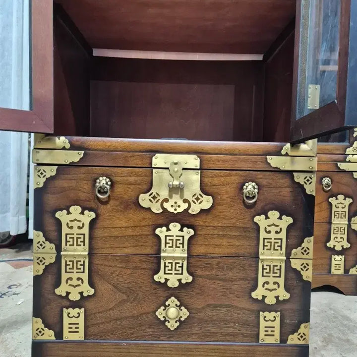 [BUNJANG] Antique Korean Yi Dynasty Traditional Cabinet Display / 고가구 전통가구 이조 전통공예 반닫이 양주장 / 장식장