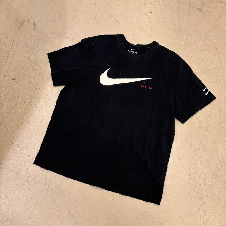 [BUNJANG] Nike Double Swoosh Black T-Shirt / 나이키 더블스우시 블랙 티셔츠