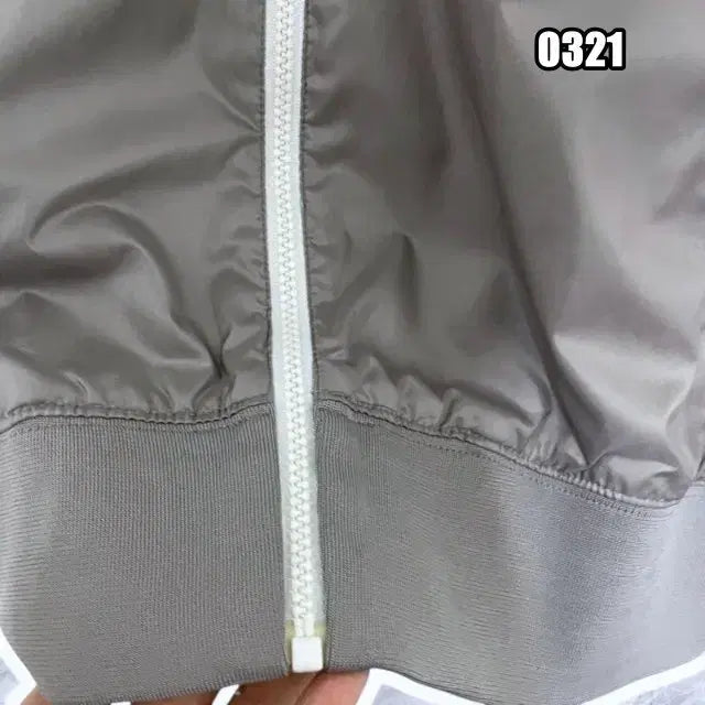 [BUNJANG] Nike Windrunner Hooded Windbreaker Jacket / L 나이키 윈드런너 후드 바람막이 자켓