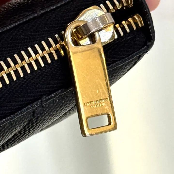 [BUNJANG] Yves Saint Laurent Compact Zip Around Long Wallet / 입생로랑 지퍼돌이 컴팩트 장지갑