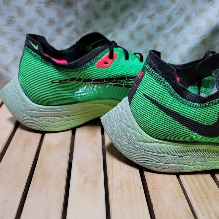 [BUNJANG] Nike ZoomX Vaporfly NEXT% 2 Running Shoes / 나이키 줌X 베이퍼플라이 넥스트% 2 러닝화 270 (실착265)