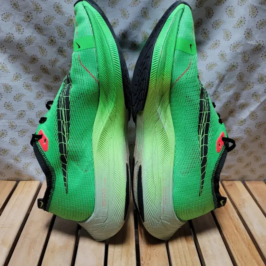 [BUNJANG] Nike ZoomX Vaporfly NEXT% 2 Running Shoes / 나이키 줌X 베이퍼플라이 넥스트% 2 러닝화 270 (실착265)