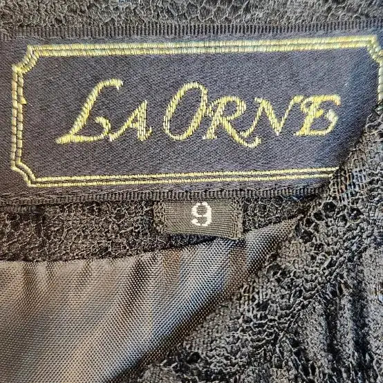 [BUNJANG] LAORNE Lace Pleated Dress / LAORNE 레이스 플리츠 원피스 (55 66)