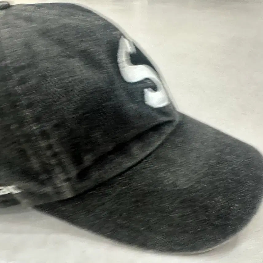 [BUNJANG] Supreme Kevlar Denim S Logo 6-Panel Cap / 슈프림 케블라 데님 S 로고 6-패널 캡 블랙 - 22SS