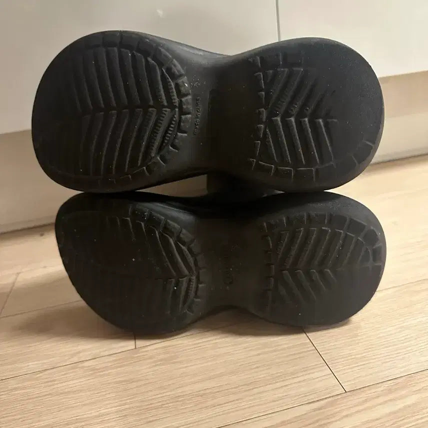 [BUNJANG] Balenciaga Crocs Boots Black / 발렌시아가 x 크록스 장화 블랙