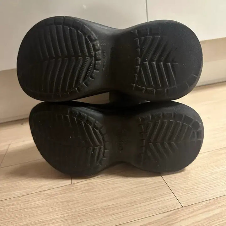 [BUNJANG] Balenciaga Crocs Boots Black / 발렌시아가 x 크록스 장화 블랙