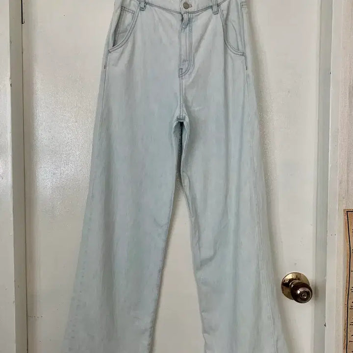 [BUNJANG] Massimo Dutti Wide Denim Pants / 마시모두띠 연청 와이드 데님 팬츠