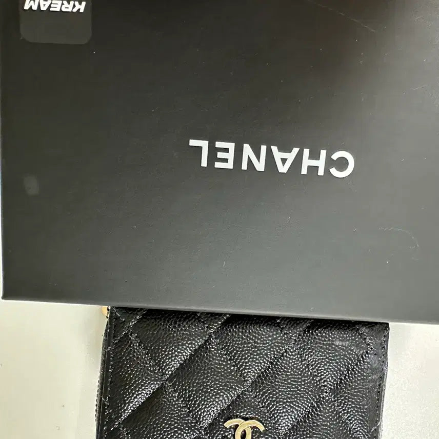 [BUNJANG] Chanel Classic Zipped Coin Purse / 샤넬 클래식 지퍼 동전지갑 그레인드 카프스킨