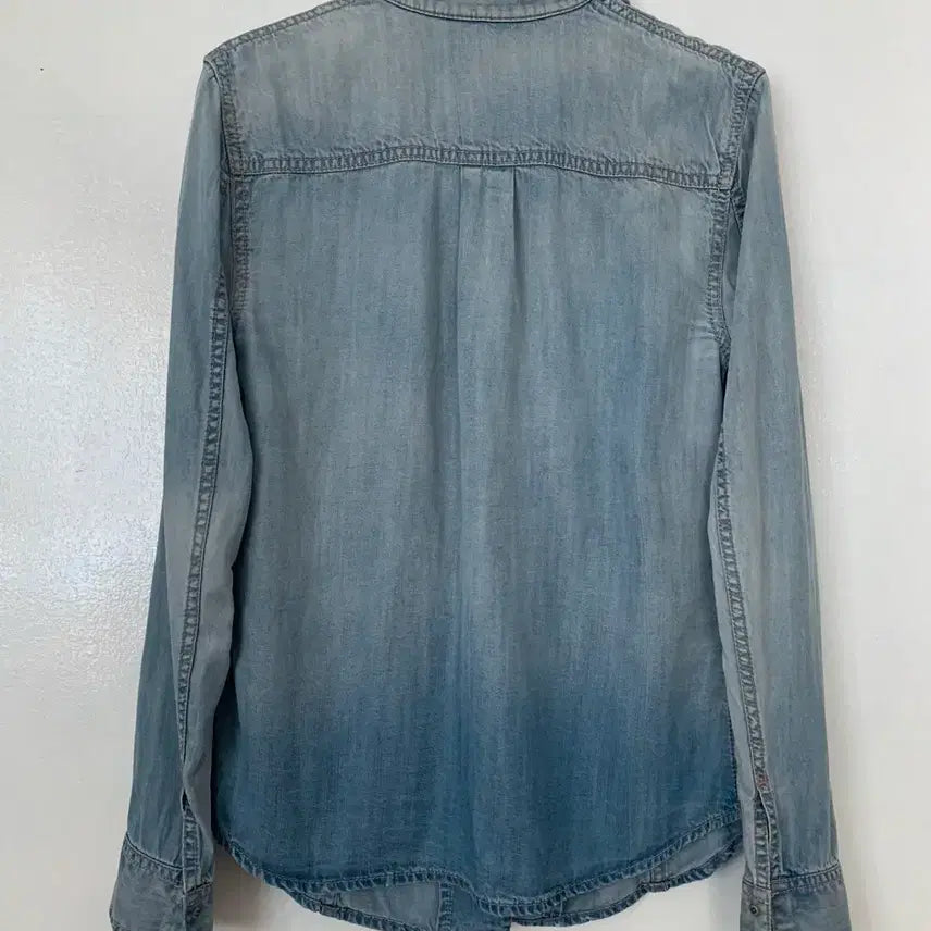[BUNJANG] Elie Tahari Denim Shirt / 타하리 데님 셔츠