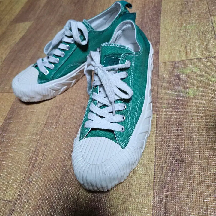[BUNJANG] STARE Retro Vulcanized Sneakers / STARE 캡토 레트로슈즈 275미리