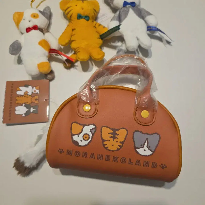 [BUNJANG] Sanrio Noranekoland Mascot Doll Set / 산리오 노라네코랜드 마스코트 인형 미니보스턴 파우치 가방 세트