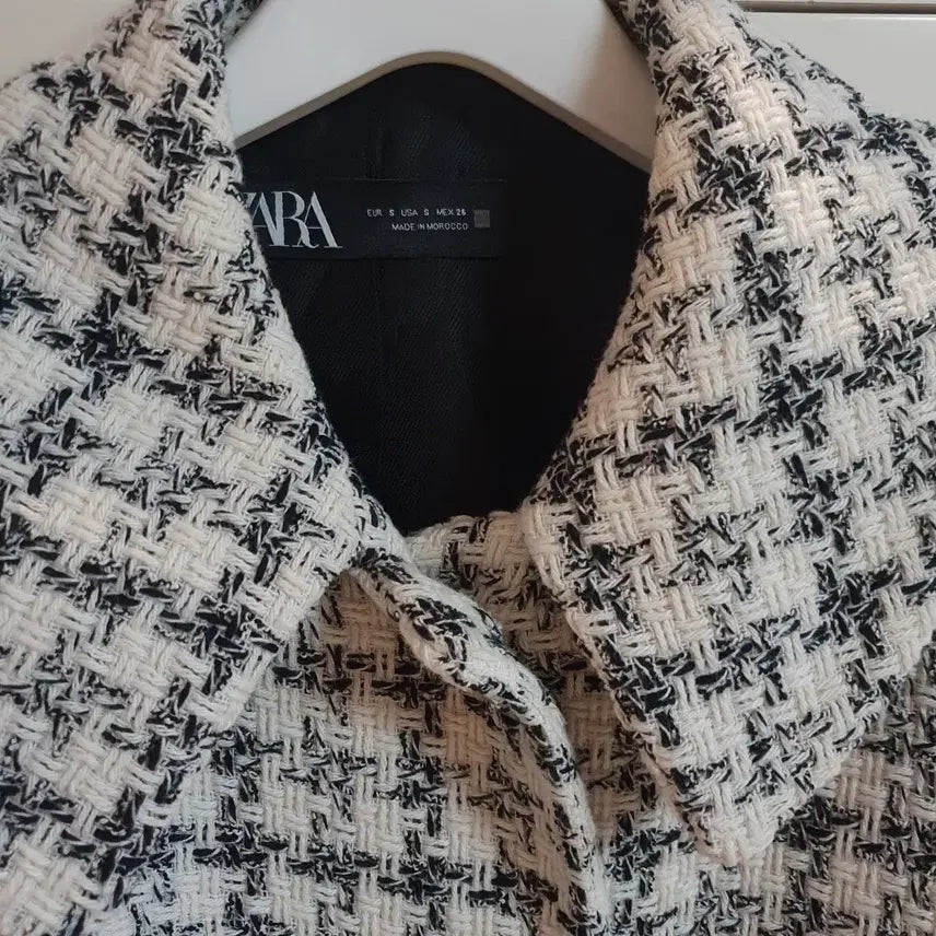 [BUNJANG] Zara Tweed Jacket (Size 55-66) / 자라 트위드자켓/55-66