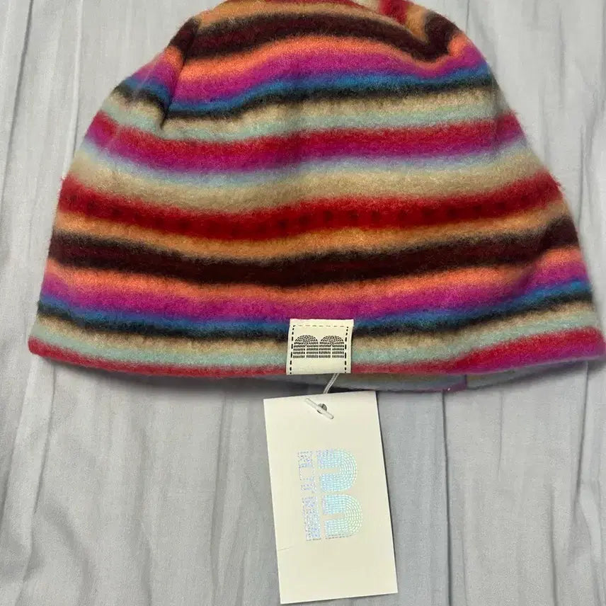 [BUNJANG] Not New Rainbow Beanie / 낫뉴 레인보우 비니
