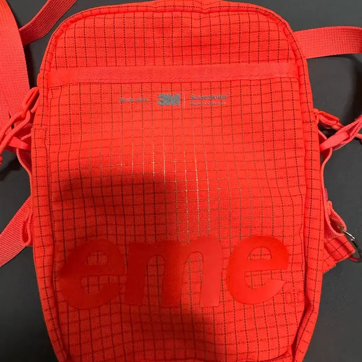 [BUNJANG] Supreme Shoulder Bag Orange 24SS + Supreme Ripstop Keychain Orange / 슈프림 숄더백 오렌지 - 24SS + 슈프림 립스탑 키체인 오렌지 - 2