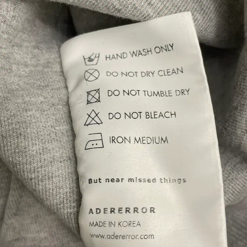 [BUNJANG] Ader Error Maison Kitsune Meditation Fox Sweatshirt / 아더에러 메종키츠네 메디테이션 폭스 스웻셔츠 그레이
