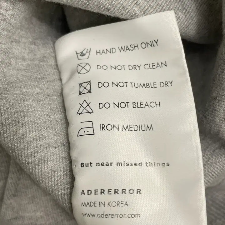 [BUNJANG] Ader Error Maison Kitsune Meditation Fox Sweatshirt / 아더에러 메종키츠네 메디테이션 폭스 스웻셔츠 그레이