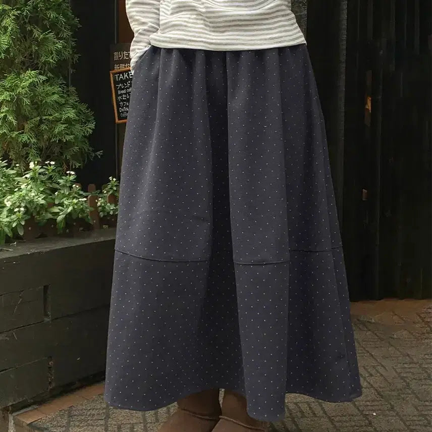 [SOLD OUT] 데일리쥬 디케인 도트 플레어 기모 밴딩 롱 스커트 치마 네이비