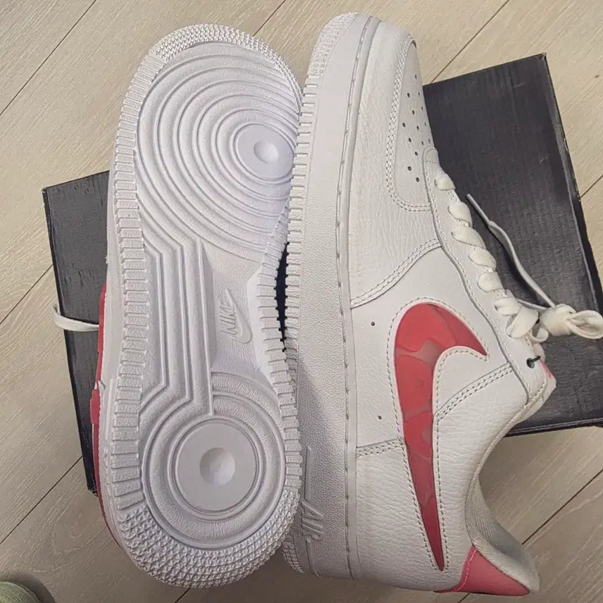 [BUNJANG] Nike Air Force 1 SE Love For All Sneakers / 에어포스 SE 러브포올 W270 팝니다
