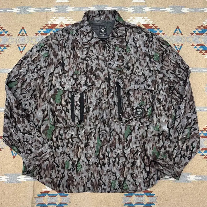 [BUNJANG] South2 West8 Tenkara Trout Shirt / [L] South2 West8 남이서팔 텐가라 트라우트 셔츠