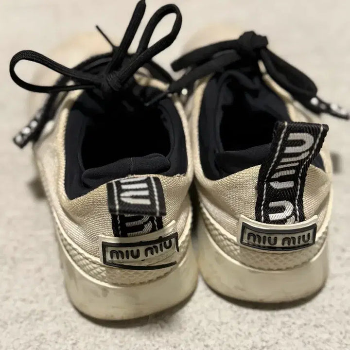 [BUNJANG] Miu Miu Sneakers - Size 36 / 미우미우 스니커즈 36