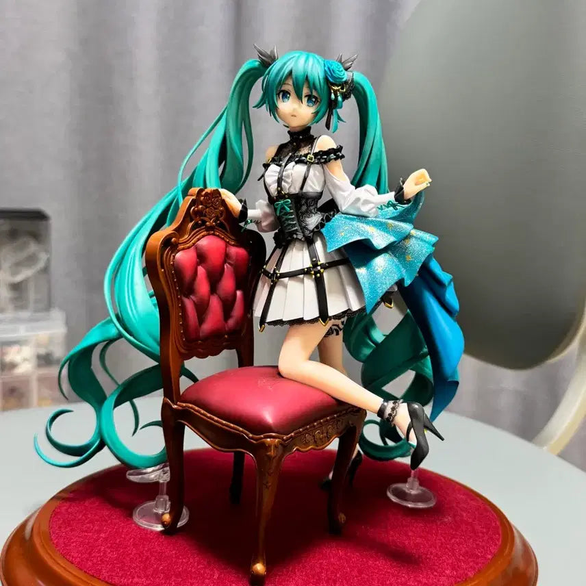 [BUNJANG] Hatsune Miku Rose Cage Scale Figure / 하츠네 미쿠 로즈케이지 스케일 피규어