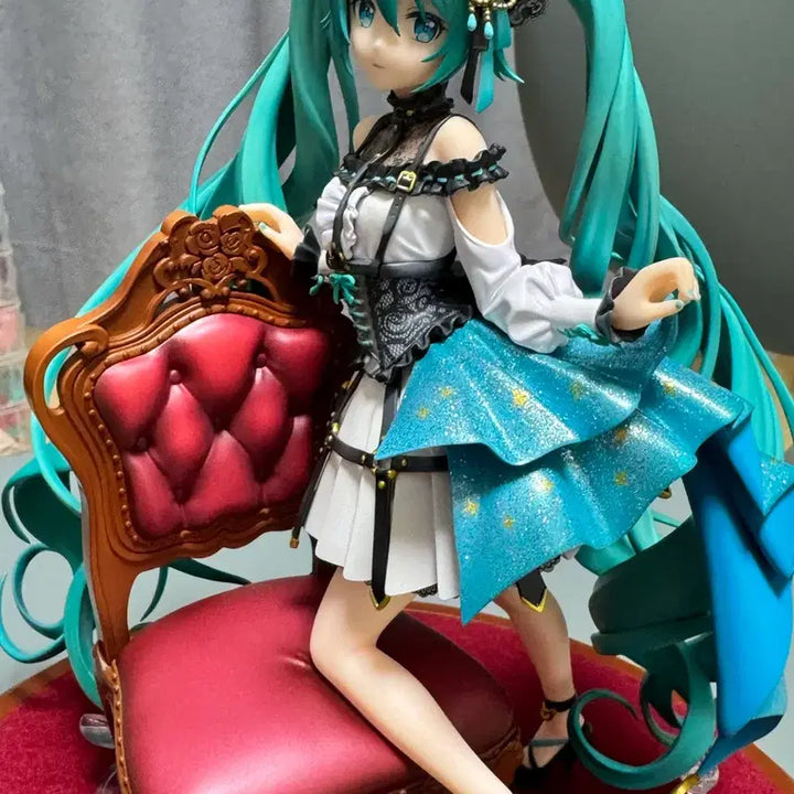[BUNJANG] Hatsune Miku Rose Cage Scale Figure / 하츠네 미쿠 로즈케이지 스케일 피규어