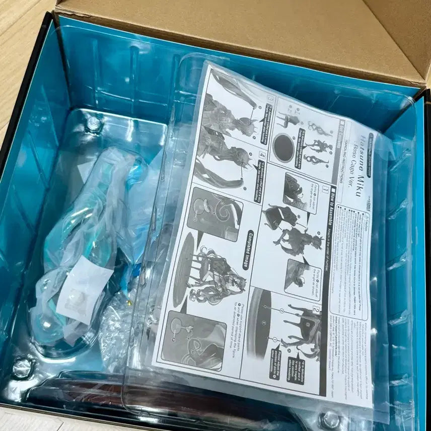 [BUNJANG] Hatsune Miku Rose Cage Scale Figure / 하츠네 미쿠 로즈케이지 스케일 피규어