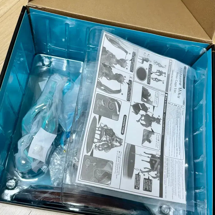 [BUNJANG] Hatsune Miku Rose Cage Scale Figure / 하츠네 미쿠 로즈케이지 스케일 피규어