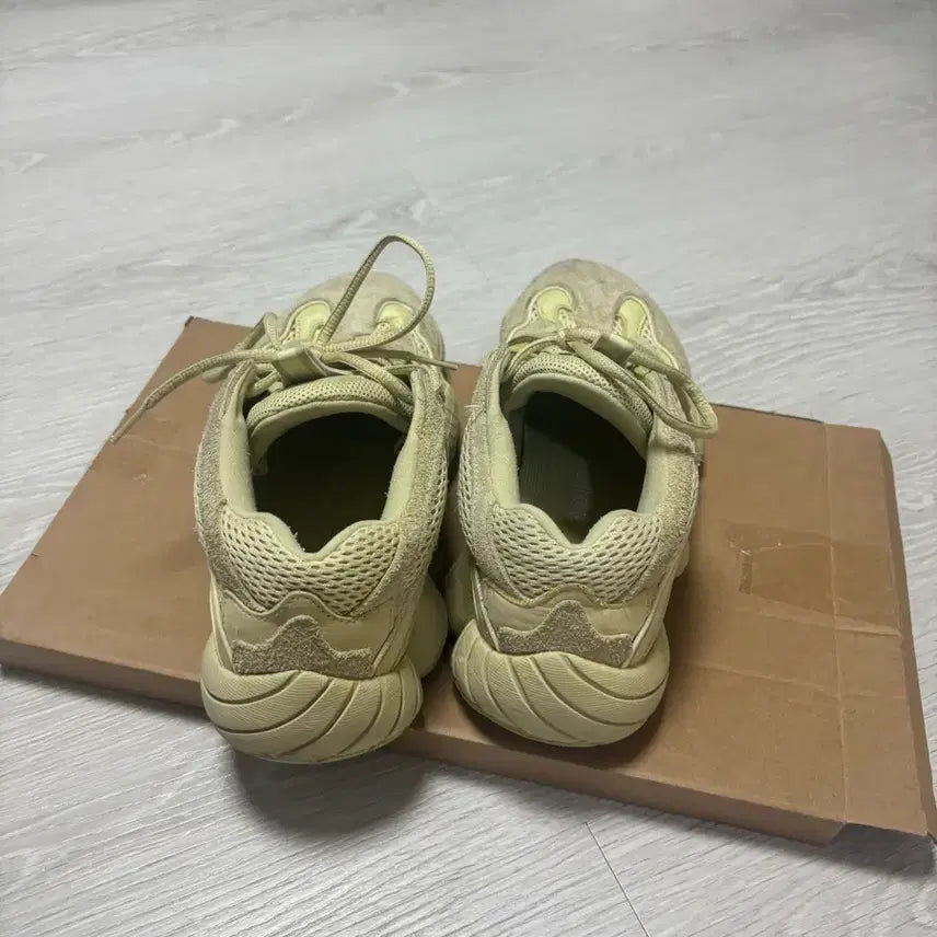[BUNJANG] Adidas Yeezy 500 Supermoon Sneakers / 이지부스트 500 슈퍼문 265