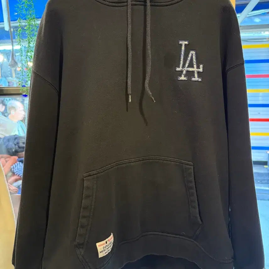[SOLD OUT] 뉴에라 LA다저스 리버티 아플리케 후드티 블랙