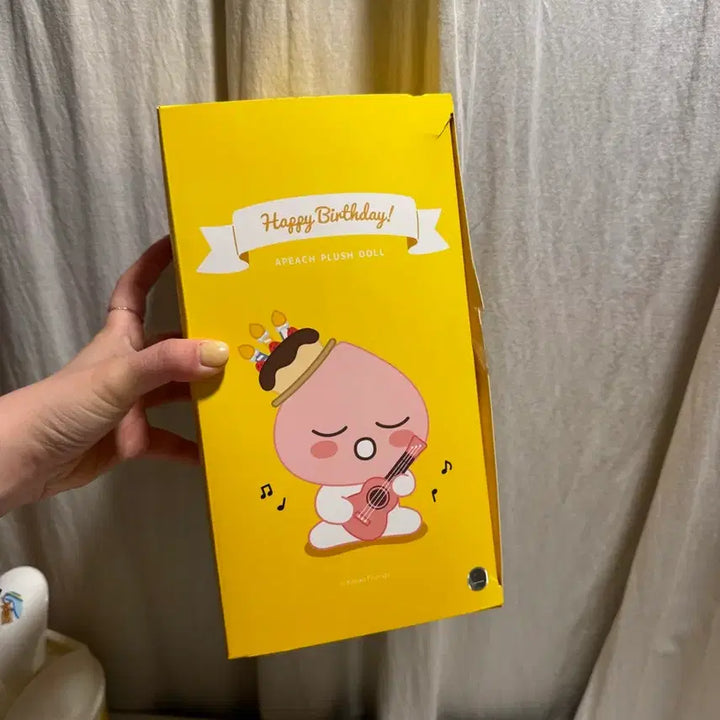 [BUNJANG] Kakao Friends Apeach Birthday Plush Doll / 카카오프렌즈 어피치 생일 플러시 인형