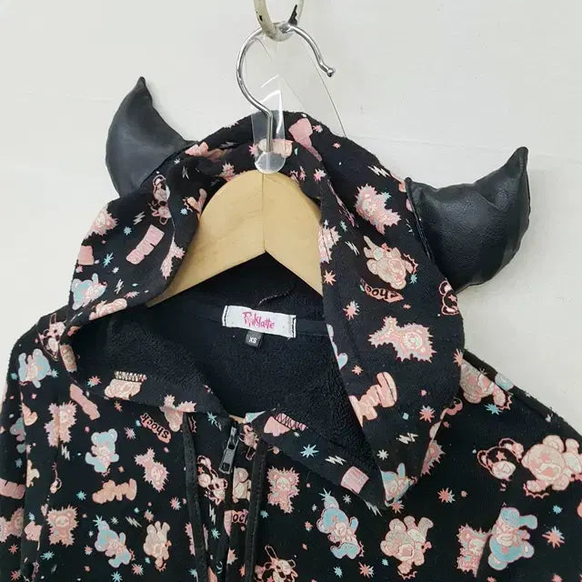 [BUNJANG] Pinklatte Hooded Jumper / Pinklatte 후드 점퍼