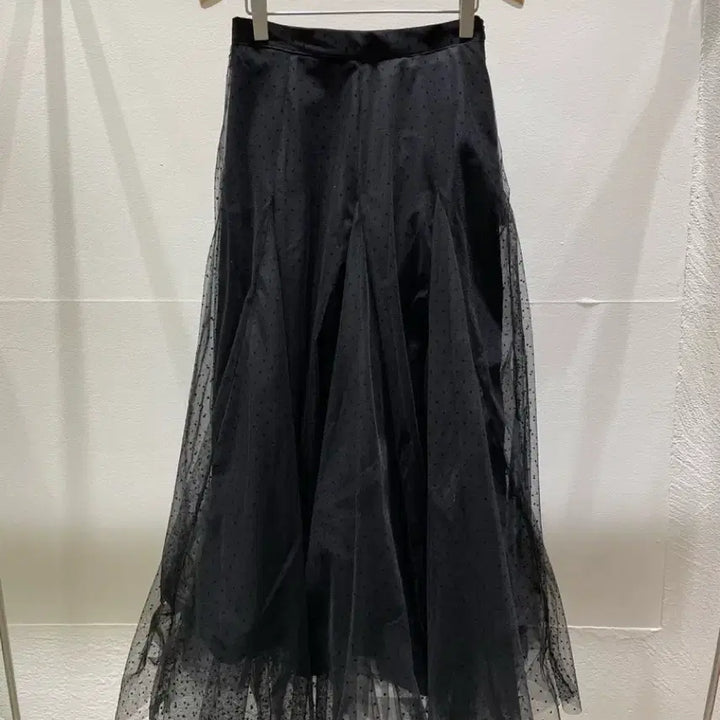 [BUNJANG] Luxury Long Skirt Black S / 럭셜 샤 롱스커트 블랙 S