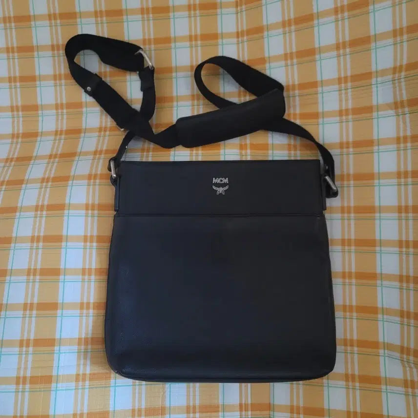 [BUNJANG] MCM Saffiano Crossbody Bag / (정품)MCM사피아노크로스가방