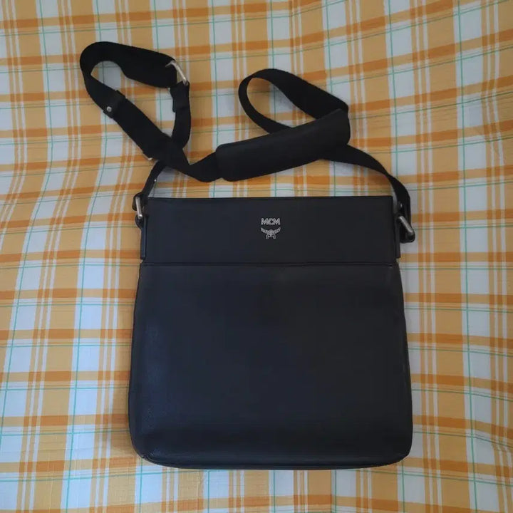 [BUNJANG] MCM Saffiano Leather Crossbody Bag / (정품)MCM사피아노크로스가방