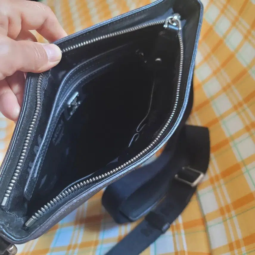 [BUNJANG] MCM Saffiano Crossbody Bag / (정품)MCM사피아노크로스가방