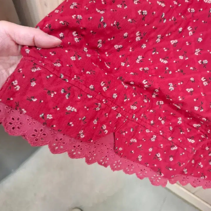 [BUNJANG] Cotton Lace Hem Dress / 밑단 레이스 면 원피스