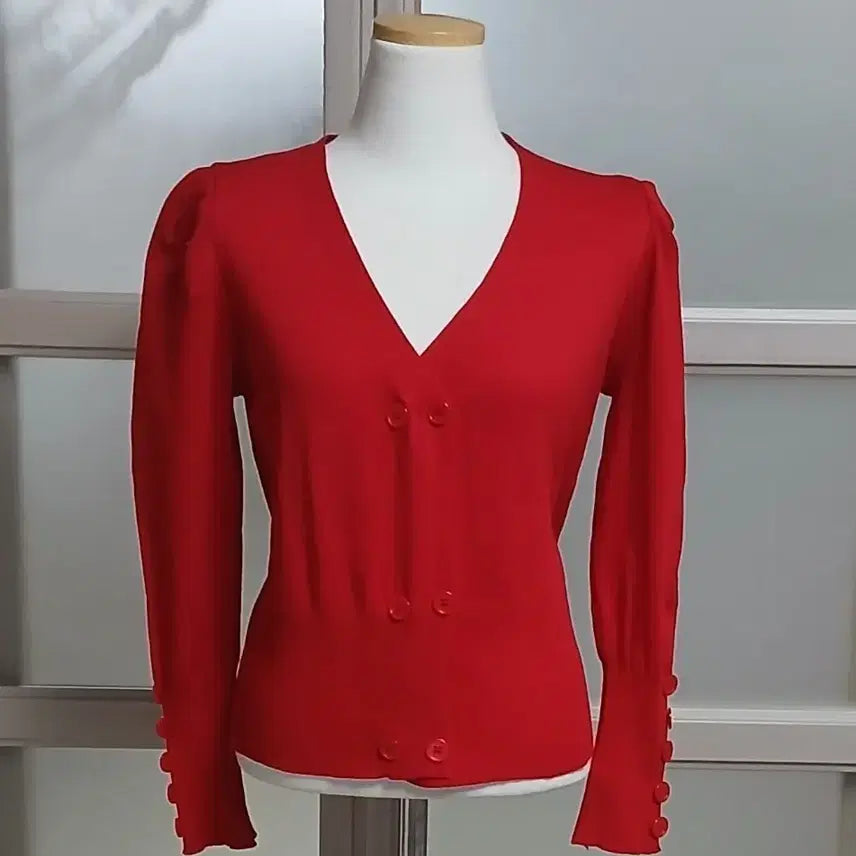[BUNJANG] Red V-Neck T-shirt / 레드 브이넥 티 //새상품