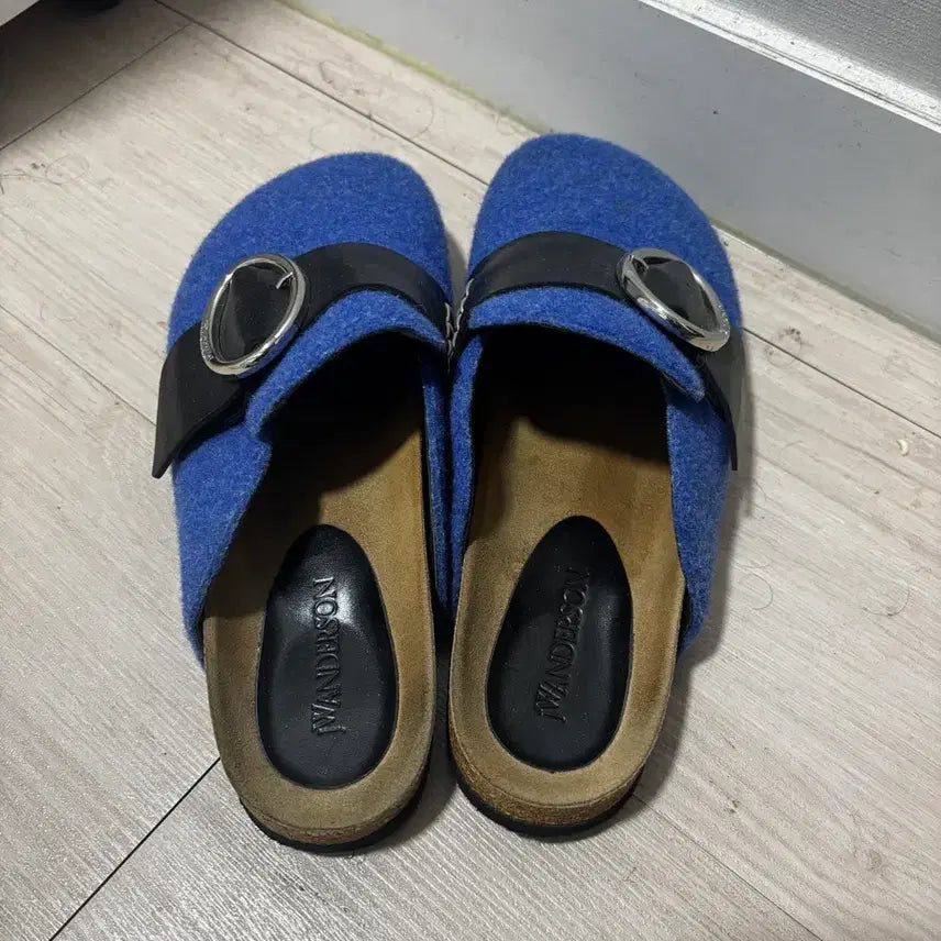 [BUNJANG] JW Anderson Flat Mules / JW앤더슨 플랫뮬 250
