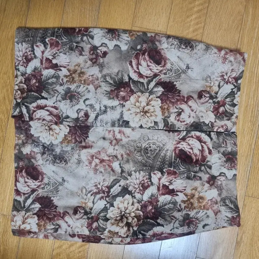 [BUNJANG] Vintage Floral Midi Skirt / 스커트 치9번